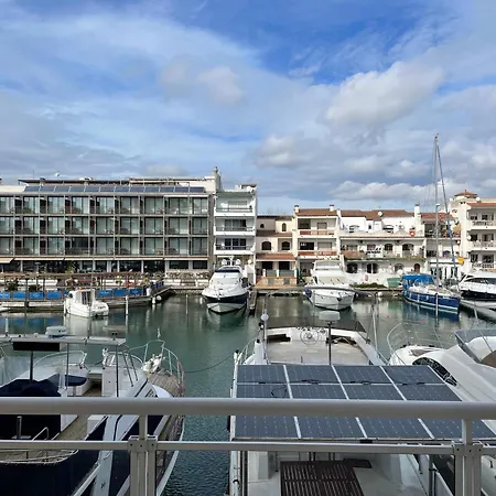 Port 27 Apartamento