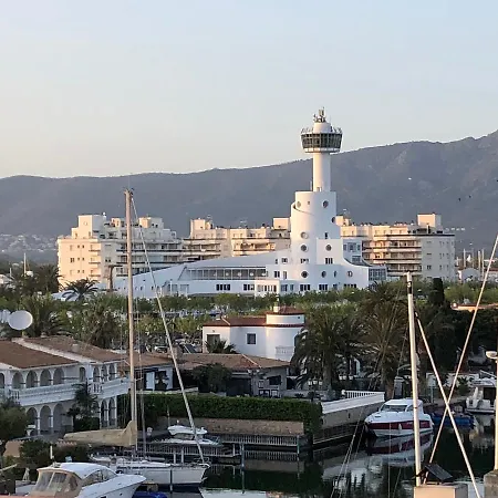 Port 27 Apartamento