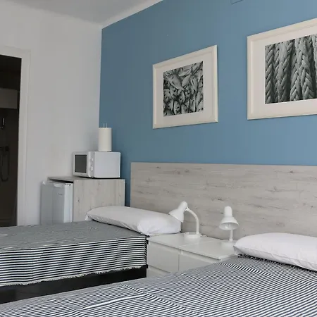Port 27 Apartment *
